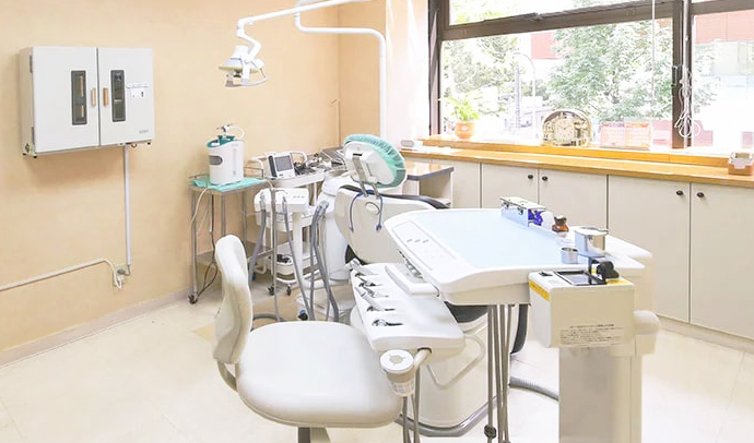 札幌駅前田歯科クリニック 診療室内を含む写真