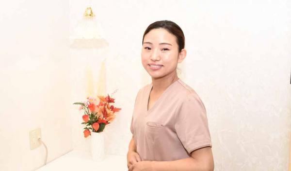 ホワイトエッセンス梅田大阪矯正歯科 スタッフ