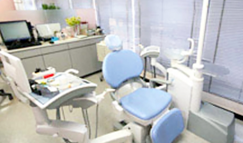 中川歯科医院 診療室内を含む写真