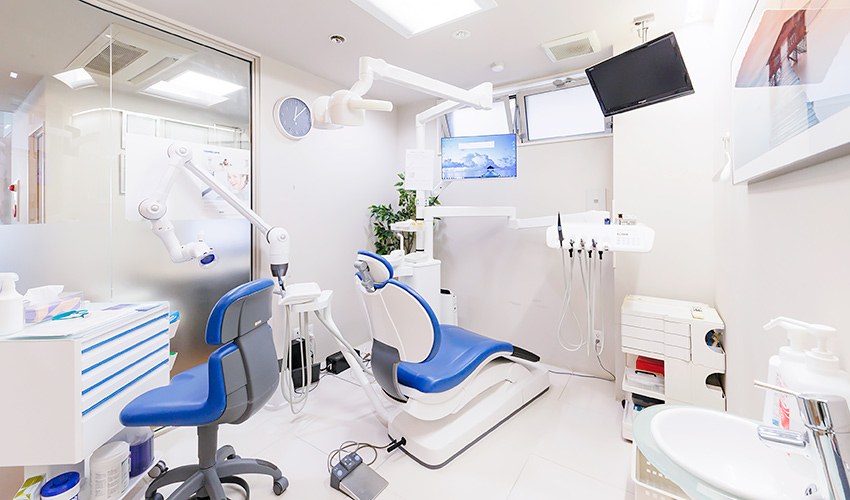 太田歯科クリニック 診療室内を含む写真